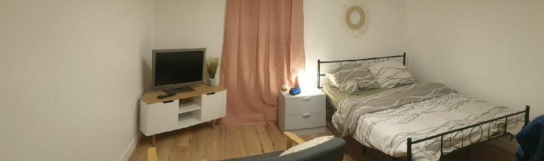 Studio 25M2 Independant Sous-Sol Apartment ซาร์คเซลส์ ภายนอก รูปภาพ