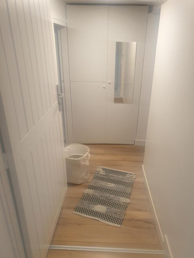 Studio 25M2 Independant Sous-Sol Apartment ซาร์คเซลส์ ภายนอก รูปภาพ